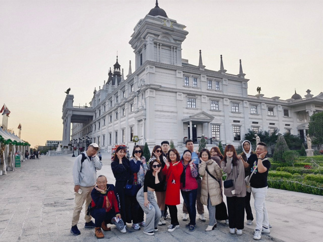 傅美棋今年最重要的目標，就是年底時要帶著所有夥伴，一起站上全台菁英會頒獎典禮的舞台。(圖/永慶房產集團)