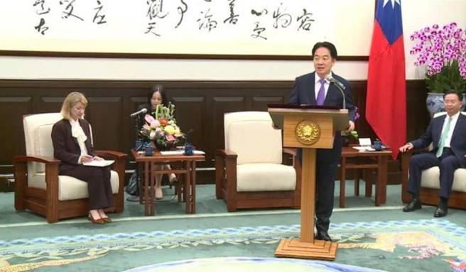 赖清德总统4日下午接见「德国马歇尔基金会』」跨大西洋访台团。图／总统府提供