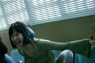 安心亞演嗆辣傳播妹超瘋！曾遇遛鳥俠嚇到放聲大哭