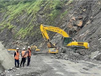 明霸克露橋便道提前搶通 今下午1時開放通行