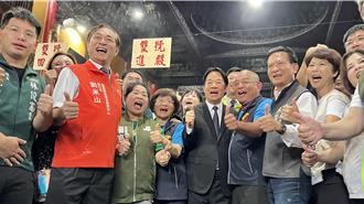 遭批不去萬里老家勘災 賴清德赴台南廟宇揭匾13分鐘快閃