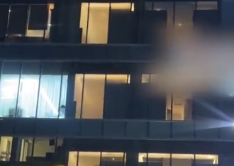 商場女廁所裝「透明落地窗」 陸女氣喊：都被路人看光