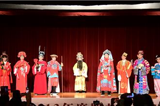 新北府會聯手獻藝歌仔戲 議長首度粉墨登場演玉帝