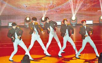 TXT接受9000台粉求婚