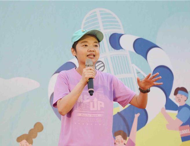 目前仍在抗癌中的水上乡长林缃亭，特别在「第2届水上UP马拉松-紫色山城仙草园区」活动中安排乳癌筛检服务。（嘉义县政府提供／吕妍庭嘉义传真）