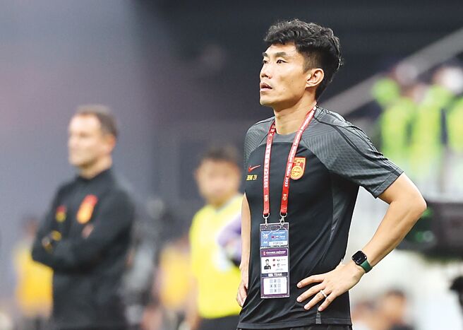 中国足球队助理教练郑智。图／新华社