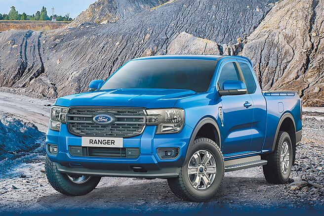 Ford Ranger XLT本月購車享現金價119.8萬元起（含舊換新）。（福特六和提供）