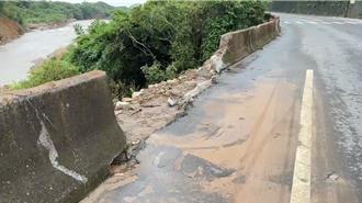 金山南勢湖產業道路中斷！土石流肆虐 居民被迫撤離