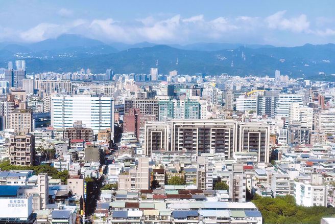 对于想买中古屋的民眾来说，屋龄通常是考量的重点之一。（示意图／本报资料照片）