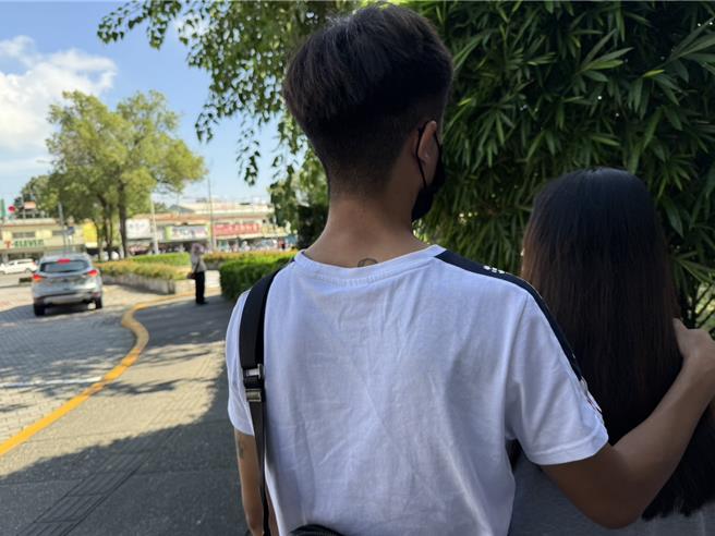 今(7日)家属出面指控月子中让宝宝受到伤害，不排除提告。(吕妍庭摄)