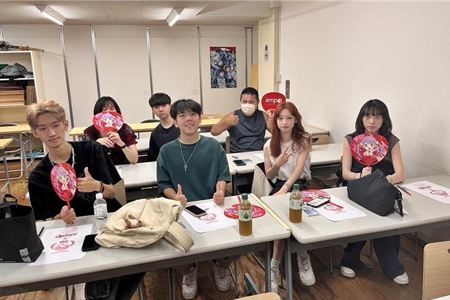 多游戏系学生到日本AMPS国际动漫学院研习。（校方提供／李京升台中真）