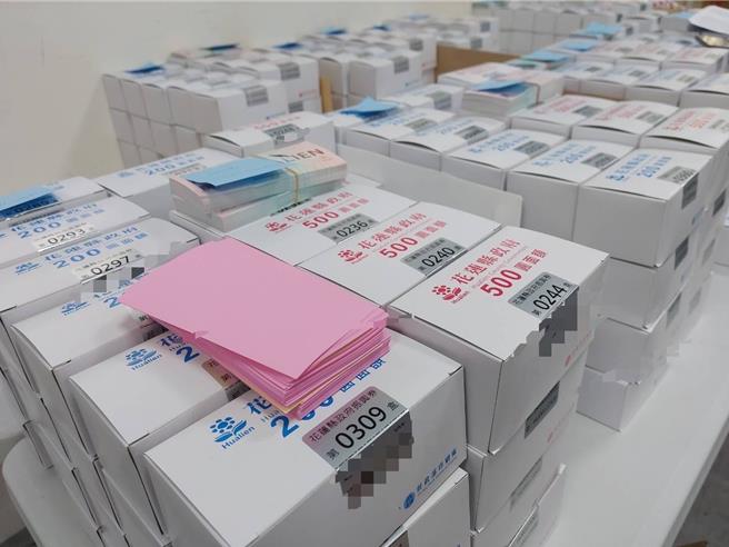 振兴券已经印制将发出，振兴券设有防偽辨识。（资料照片／王志伟花莲传真）