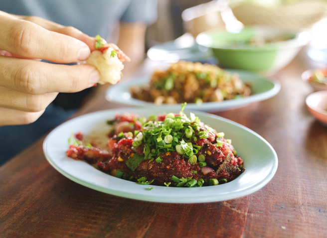 泰國東北方爆發因接觸生豬肉、感染豬鏈球菌（Streptococcus suis）的死亡案例，今年以來已有12人死亡、上百人失去聽力。（示意圖：shutterstock／達志）