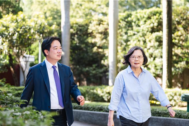 应邀出席捷克「公元2000论坛」 ，蔡英文访欧为强化民主韧性努力。（总统府提供）