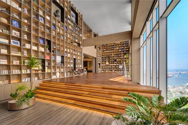 高雄承亿酒店在颱风过后，加码推出霸气住房专案，5,999元起免费续住1晚。图／高雄承亿酒店提供