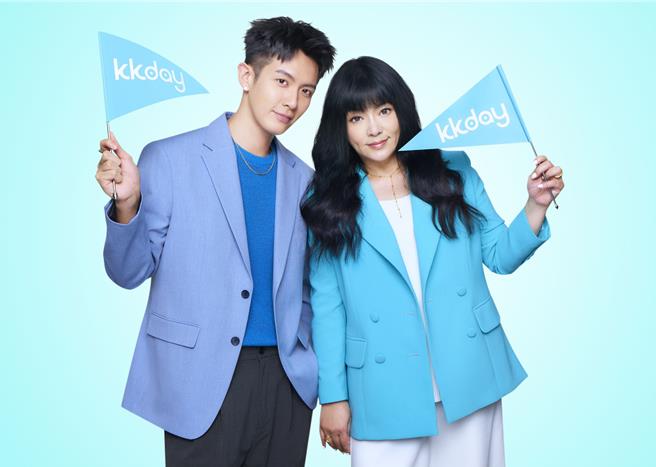 柯震東（左）、唐綺陽替旅遊平台擔任雙代言人。（KKday提供）