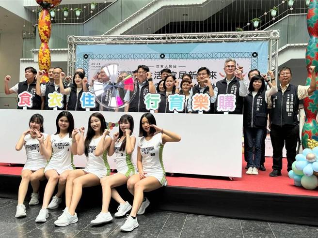 中市府7日启动「净零绿生活  宜居新未来－把C变成0即刻行动」，呼吁净零转型从生活开始。图／主办单位提供