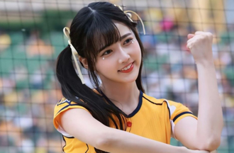 神似三上悠亚也被骂！中信啦啦队新妹「坚强吐9字」惹心疼