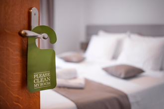 已婚教官多次「到摩铁」辅导女学生 高雄教育局出手最重恐撤职