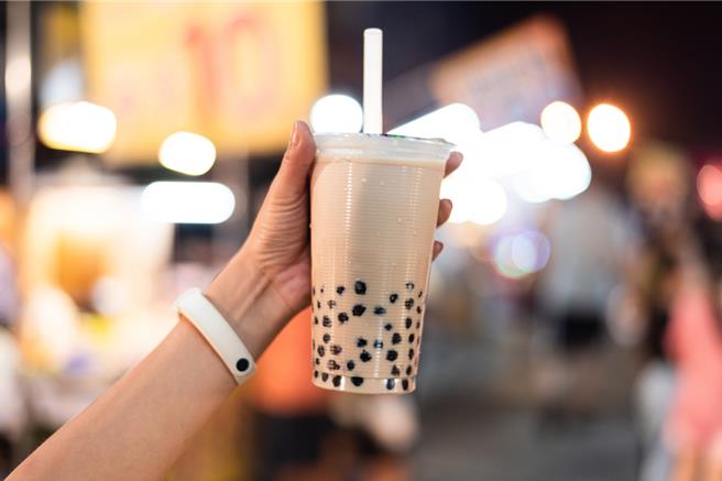 数位旅游平台Agoda调查，美食是吸引旅客的一大要素，台湾名列亚洲旅客首选目的地第2名。（Agoda提供／陈佑诚台北传真）