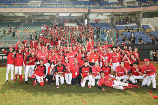 味全龍奪下二軍總冠軍。（圖／中華職棒）