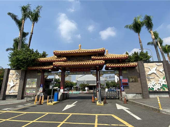 台中市共计4处殡仪馆，其中崇德殡仪馆老旧及停车空间不敷使用，改建迫在眉睫。（台中市府提供）