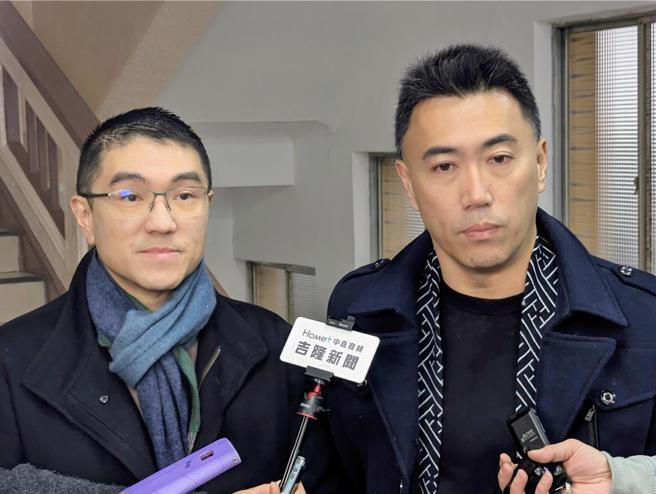 基隆市长谢国梁(左)日前表示，他与林沛祥(右)在工作上密切合作，共同为基隆市政的推动而努力。（资料照／张志康摄）