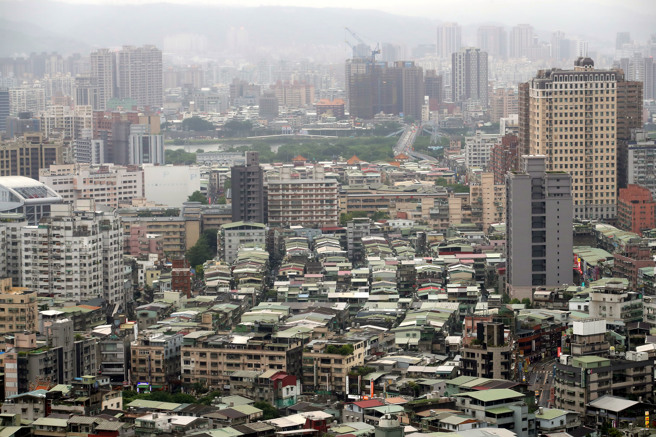 有網友發現土城小宅主建物坪數不到13坪，卻能隔成3房1廳1衛，引起眾人討論。（示意圖／資料照）