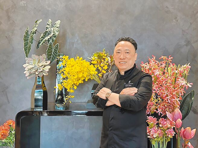 米其林1星「隽GEN」中餐厅，厨艺总监陈泰荣携手行政主厨胡鑑波推出秋季菜单，展演纯熟功法技艺展现粤菜之美，图为名厨陈泰荣。（吴娮翎摄）