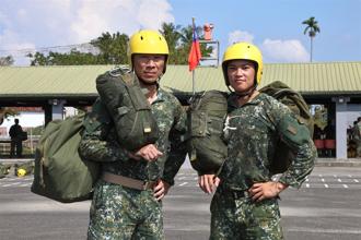 【直升機跳傘訓練】精進戰技  更具靈活與機動性