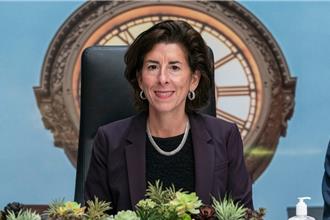 中美商務部長通話 雷蒙多：對陸科技限制涉國安「不可談判」