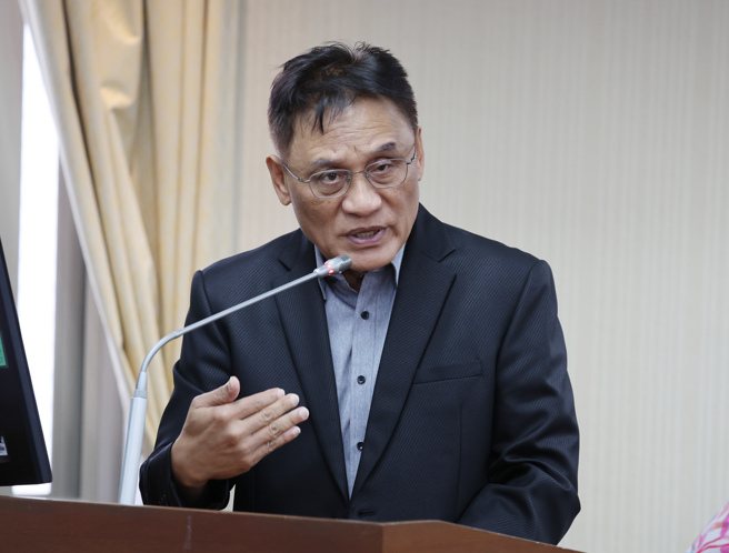 原民會主委曾智勇9日表示，原住民禁伐補償不是浪費公帑，而是一下子太多、太快，目前原民會編到4萬，未來視狀況透過原住民族綜合發展基金支應。（姚志平攝）