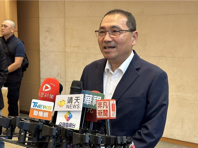 新北市长侯友宜今（9）日证实，将用非常开心的心情迎接中华民国国庆，「我会出席总统府国庆大会」。（高钧麟摄）