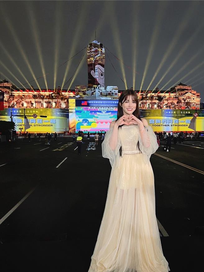 身为漫画迷的林岱萦分享她与每部作品的回忆。（红心字会提供）