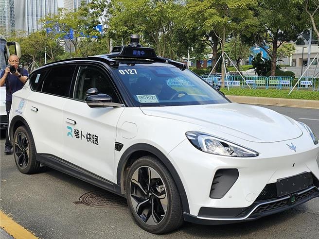 百度计划在大陆境外推出无人驾驶计程车服务萝卜快跑（Apollo Go）。（资料照／蓝孝威摄）