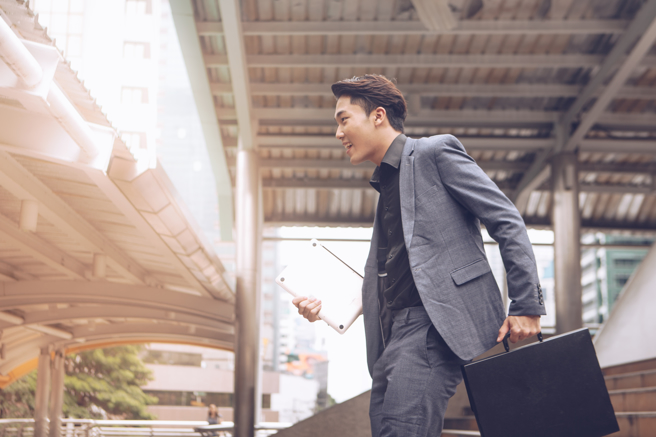 美调查曝这10科系毕业后的就业情况差且低薪。（示意图：shutterstock／达志）