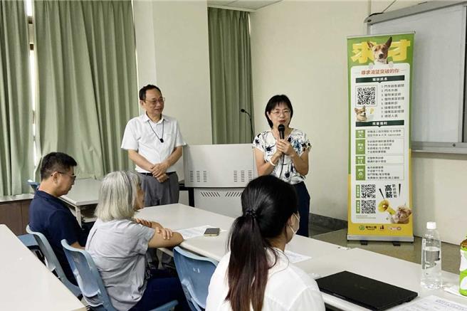 银髮族时代来临，人的陪伴需求增长的趋势，台湾宠物产业快速发展，2024年店家数较2023增467家，增幅11.7％，产业人才需求量激增。（弘光科大提供／张妍溱台中传真）