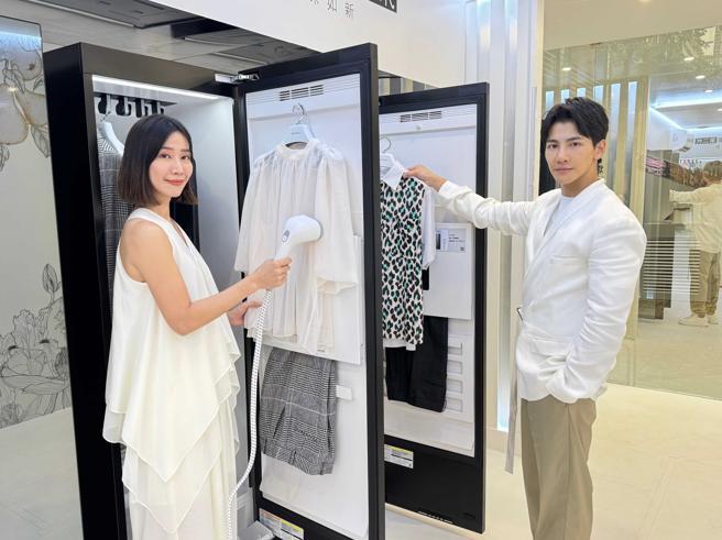 LG Styler蒸氣電子衣櫥第二代的R723MB和R723SB款，內建3段高壓蒸氣掛燙機。（古明弘攝）