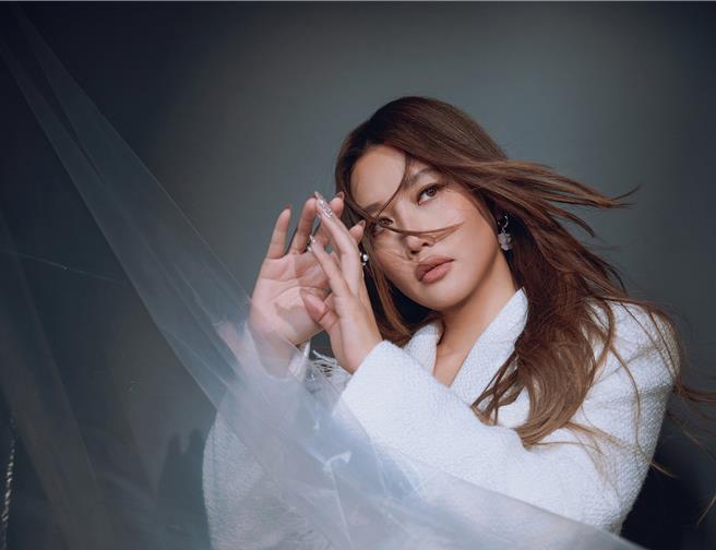 金曲歌后A-Lin近来推出新单曲。（众悦娱乐提供）