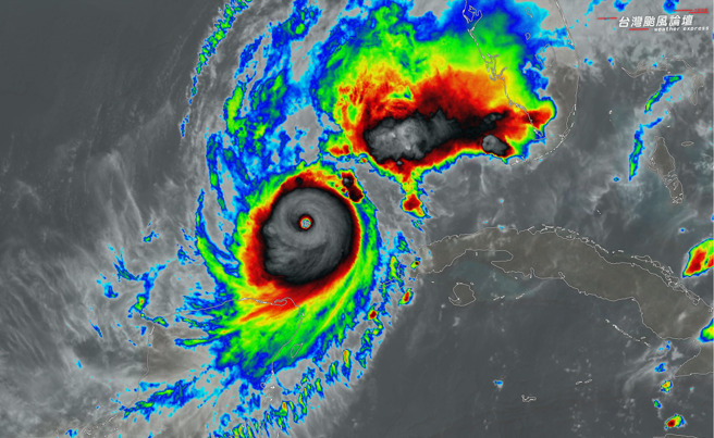 颶風米爾頓(Milton)以爆發性成長速度，18小時從1級增強為5級颶風。(圖／台灣颱風論壇)