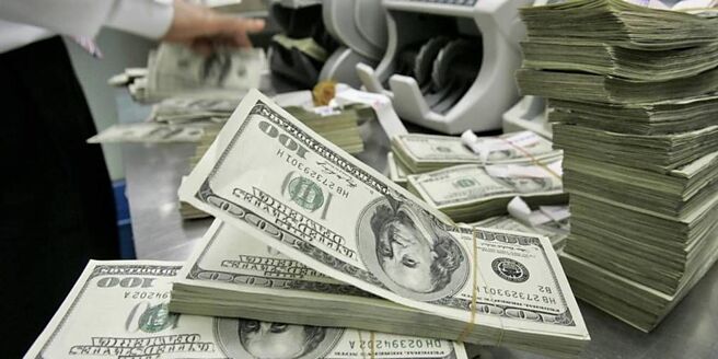 专家认为在美国11月初大选之前，美国债市可能一路震盪。图／美联社