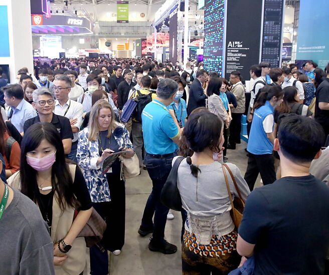 去年ITF台北国际旅展四天展期共有34.45万人次进场，今年展区规模扩大至一、四楼，预估进场人数亦将成长。图／范扬光