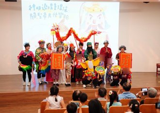 金湖國小「浯島劇聚」戲劇展演 師生攜手傳承金門文化