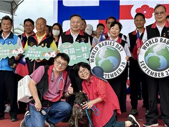 花蓮國慶健走與寵物同樂 千人攜手毛孩齊聚太平洋公園