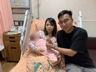 兄弟都是國慶寶寶！花蓮媽媽時隔3年再添丁 醫護狂讚超愛國