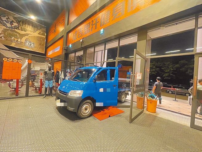 男子求职不顺开车撞馆长台中健身房，遭杀人未遂判5年8月。(中时资料库)