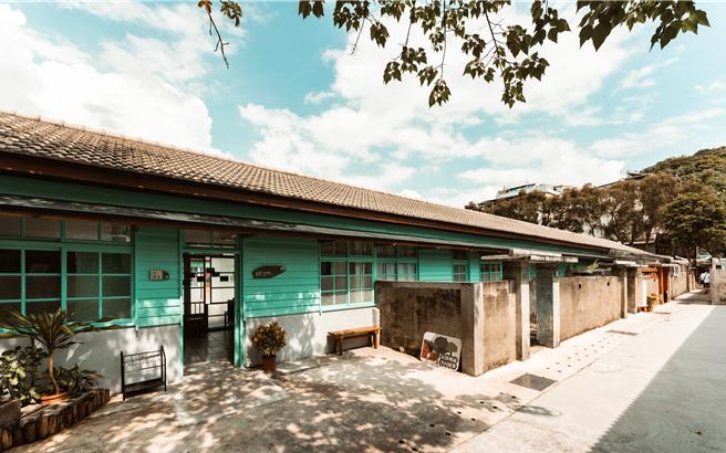 桃園市文化局配合眷村文化節，10日下午舉辦國慶日特映會，播映《傷痕—老兵的故事》紀錄片。（桃園市文化局提供）