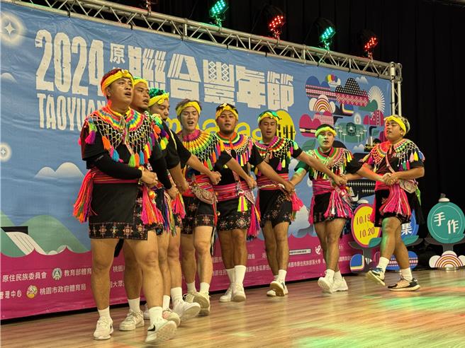 《原住民身分法》修正案今年上路后，让桃园的原住民人口大增，不但创下单月增加596人纪录，累计至9月更达3636人，几乎是过去2倍。（蔡依珍摄）