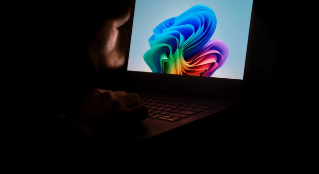 第三季全球PC出货量年增1.3％，但苹果却暴跌近18%。（示意图/达志影像/shutterstock）