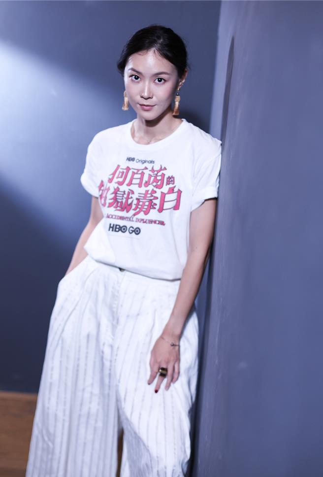 锺瑶打开触角接触舞台剧、实境节目、写作等不同领域。（陈俊吉摄）